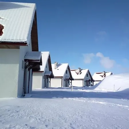 Szarejkowe Wzgorza Caloroczny Domek Z Balia Na Tarasie Szarejki Exterior photo