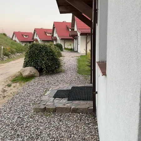 Szarejkowe Wzgorza Caloroczny Domek Z Balia Na Tarasie Szarejki Exterior photo