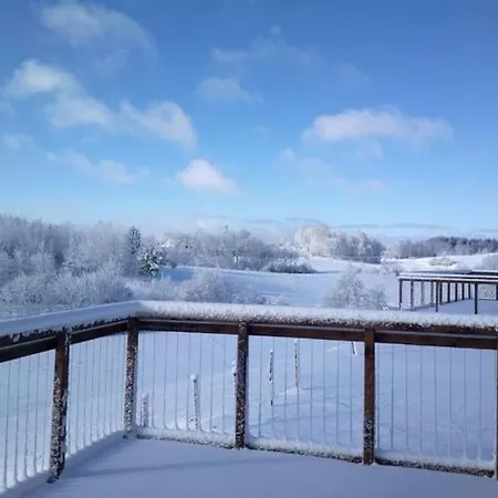 Szarejkowe Wzgorza Caloroczny Domek Z Balia Na Tarasie Szarejki Exterior photo