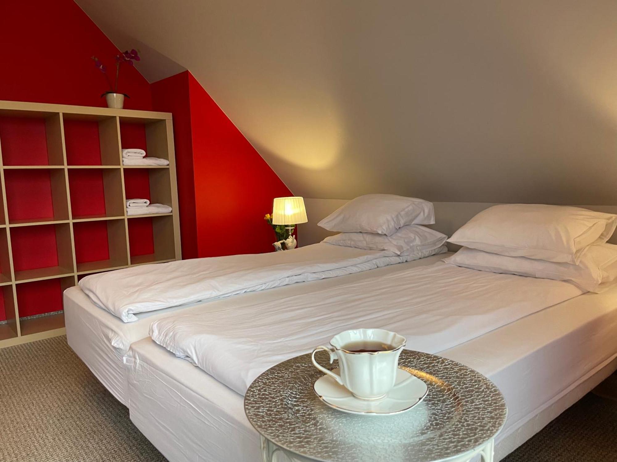 Szarejkowe Wzgorza Caloroczny Z Balia Na Tarasie Apartment Szarejki
